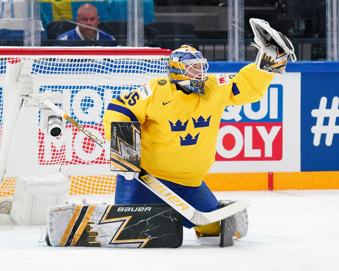 Screenshot 2022-05-31 at 14-11-23 IIHF - Gallery Sweden vs Latvia - 2022 IIHF Ice Hockey World Championship.png